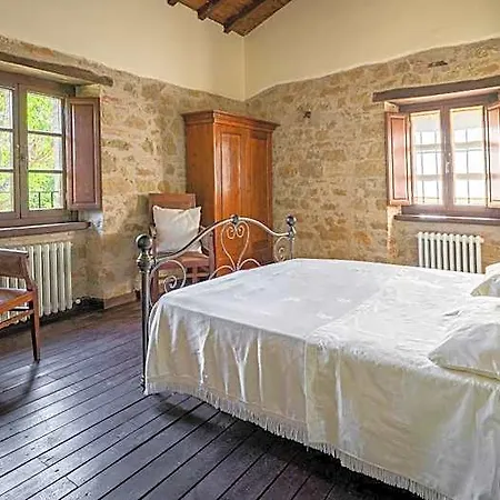 I Pietrini 3* Valfabbrica
